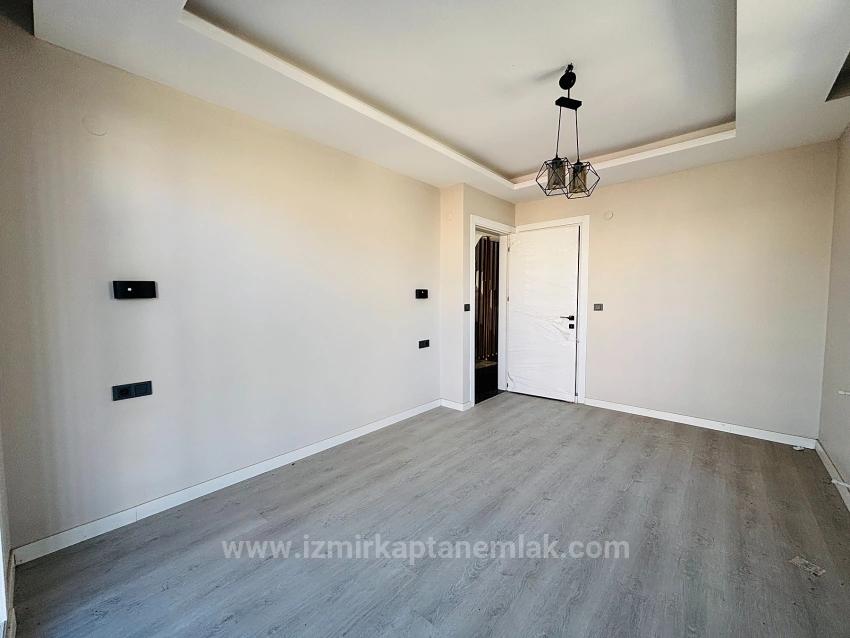 Detached, Spacious 3+1 Villa For Sale In Seferihisar Payamlı Center