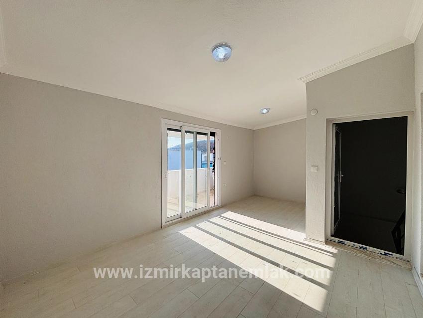 2+1 Bedroom Summerhouse For sale in Payamlı Nbh. Seferihisar Doğanbey - 421 m²
