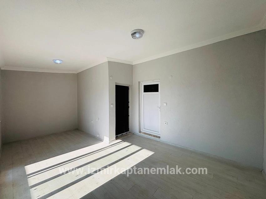2+1 Bedroom Summerhouse For sale in Payamlı Nbh. Seferihisar Doğanbey - 421 m²