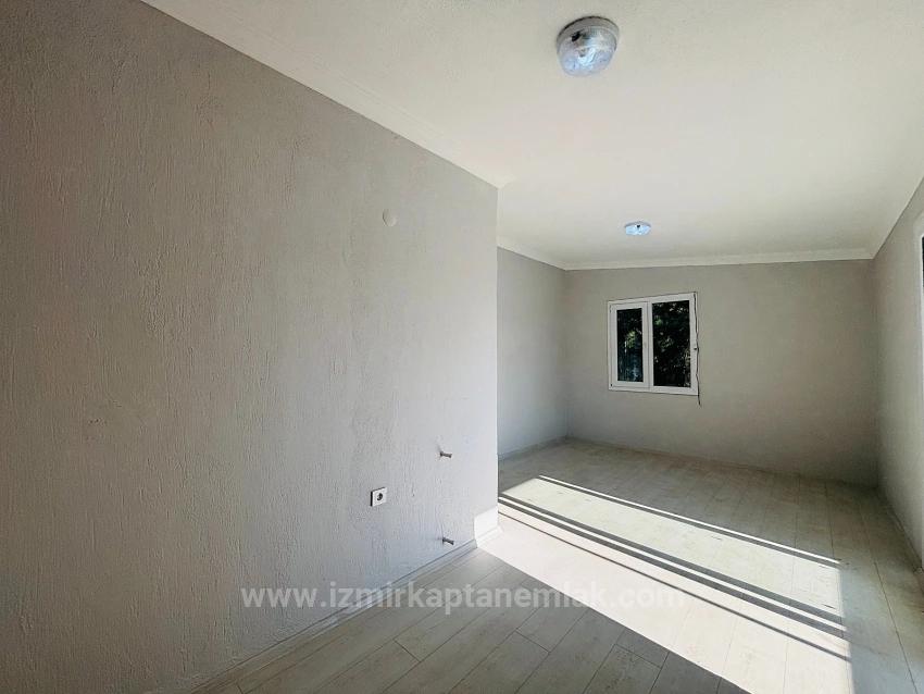 New Construction 2+1 Licensed Villa For Sale With Garden In Seferihisar Payamlı