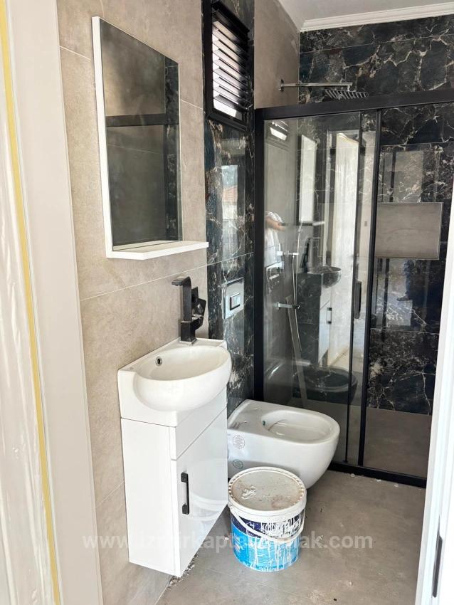 Large And Spacious 6+2 Triplex For Sale In Seferihisar Payamlı Center