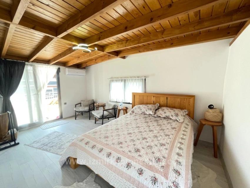 Spacious 3+1 Villa For Sale With Parking And Large Garden In Seferihisar Doğanbey