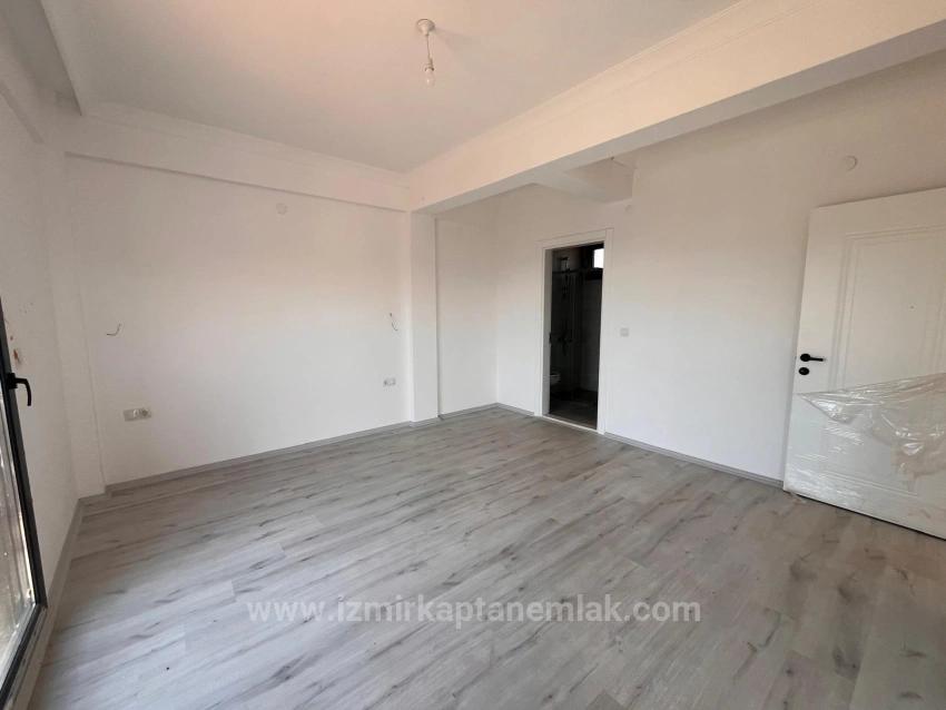 Brand New 2+1 Villa For Sale With Large Garden In Seferihisar Kavakdere