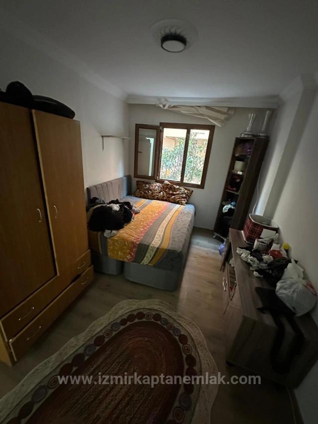 2+1 Apartment For Sale In Seferihisar Ürkmez, 300M From The Beach With Garden