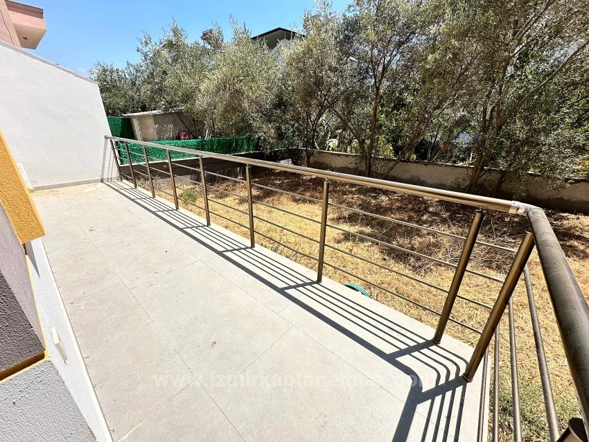 Spacious 3+1 Villa For Sale With A Large Garden In Seferihisar Cumhuriyet Neighborhood