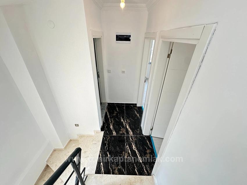 Spacious 3+1 Villa For Sale With A Large Garden In Seferihisar Cumhuriyet Neighborhood