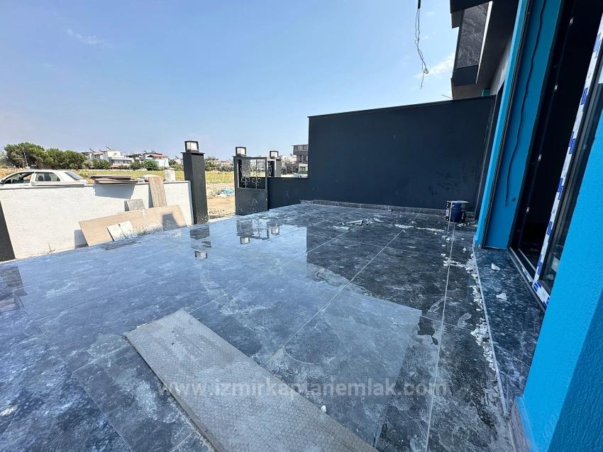 Brand New 2+1 Villa For Sale With Large Garden In Seferihisar Cumhuriyet