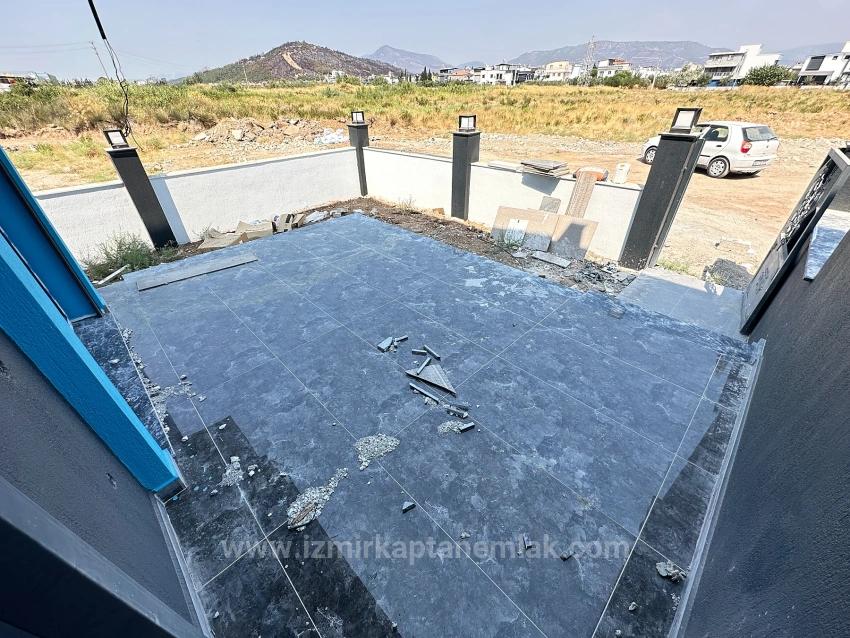 Brand New 2+1 Villa For Sale With Large Garden In Seferihisar Cumhuriyet