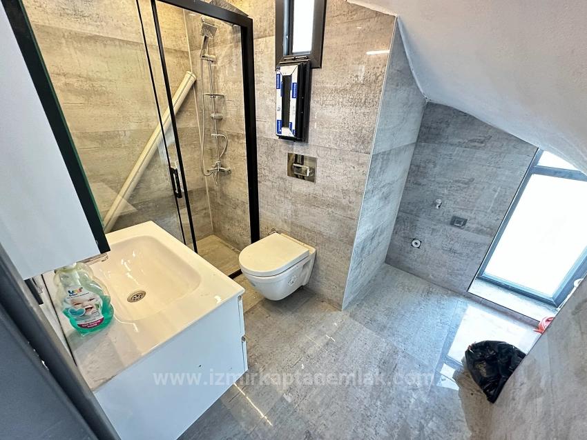 Independent, Quality New 4+1 Villa For Sale Within 287M2 In Seferihisar Doğanbey