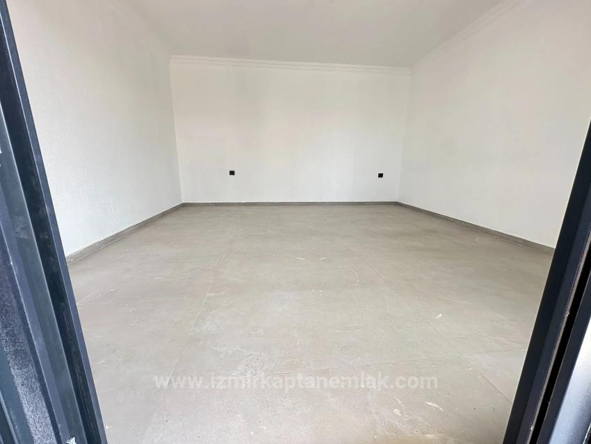 Large Brand New 5+1 Villa For Sale In Seferihisar Doğanbey Center