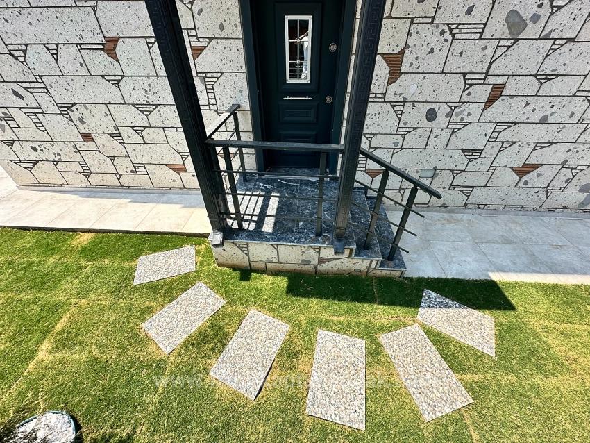 300M2 Gross Large 3+1 Villa With Independent Pool For Sale In Doğanbey