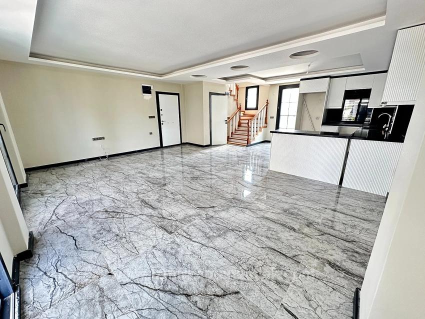 300M2 Gross Large 3+1 Villa With Independent Pool For Sale In Doğanbey