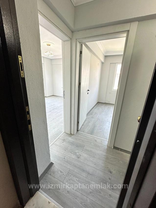 Spacious 2+1 Flat For Sale In Seferihisar Ürkmez Center, Brand New Construction