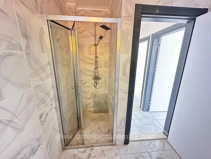 Brand New 3+1 Villa For Sale With Large Garden, 500M From The Beach In Seferihisar Doğanbey