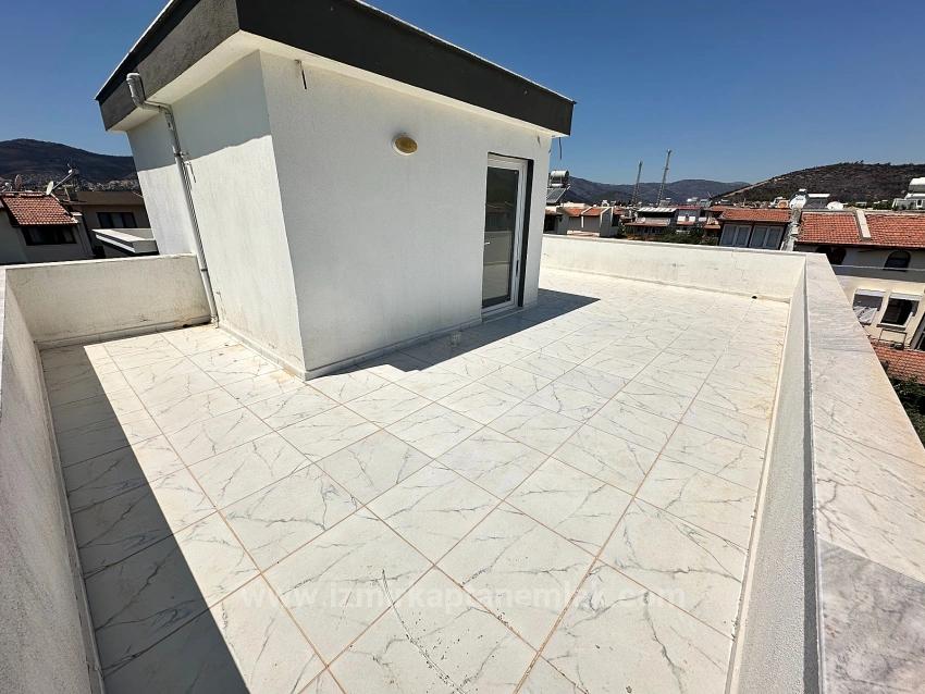Brand New 3+1 Villa For Sale With Large Garden, 500M From The Beach In Seferihisar Doğanbey