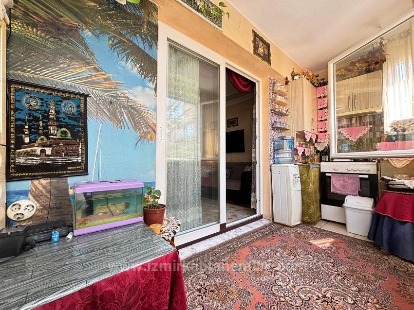 2+1 Apartment For Sale In Seferihisar Ürkmez Center, 150 M From The Beach