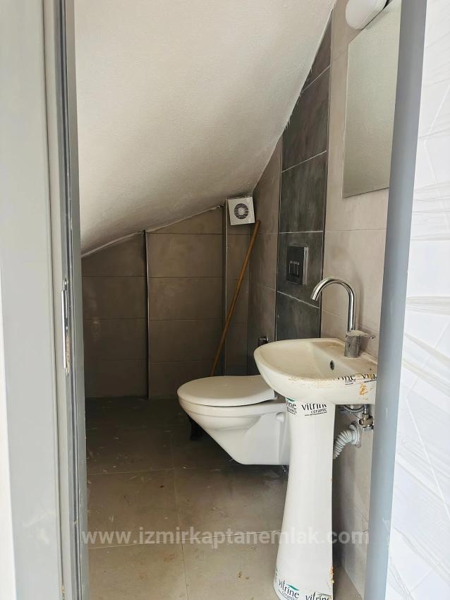 3+1 Villa With Large Garden For Sale In Seferihisar Doğanbey