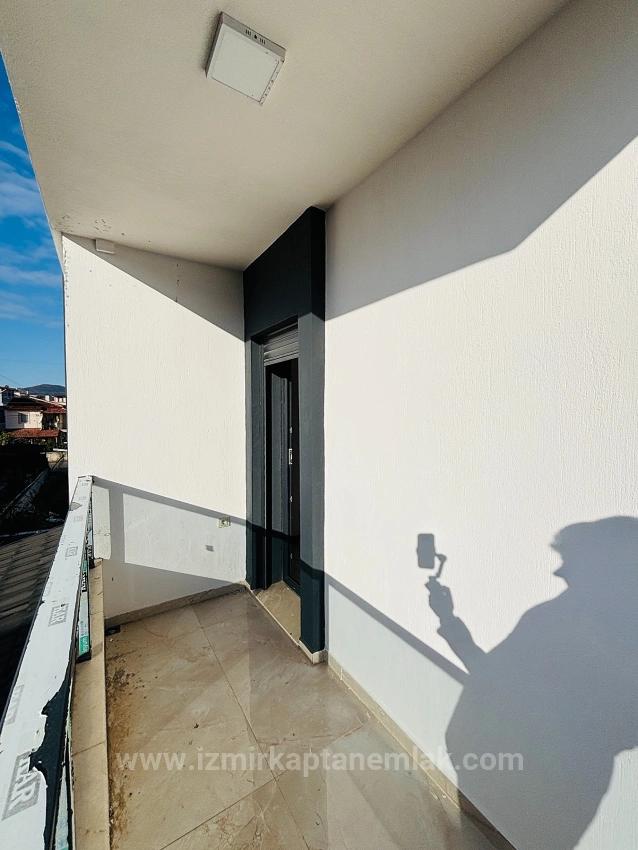 3+1 Villa With Large Garden For Sale In Seferihisar Doğanbey