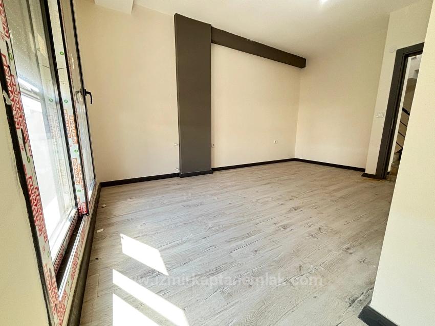 3+1 Villa With Large Garden For Sale In Seferihisar Doğanbey