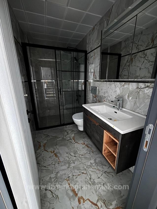 2+1 Villa For Sale In Menderes Özdere, 100 Meters From The Beach, With A Large Garden