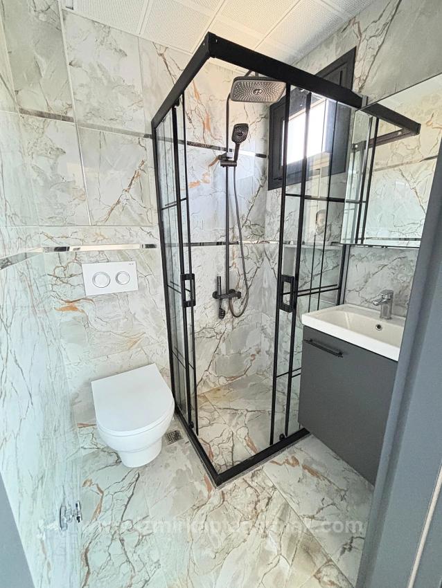 2+1 Villa For Sale In Menderes Özdere, 100 Meters From The Beach, With A Large Garden