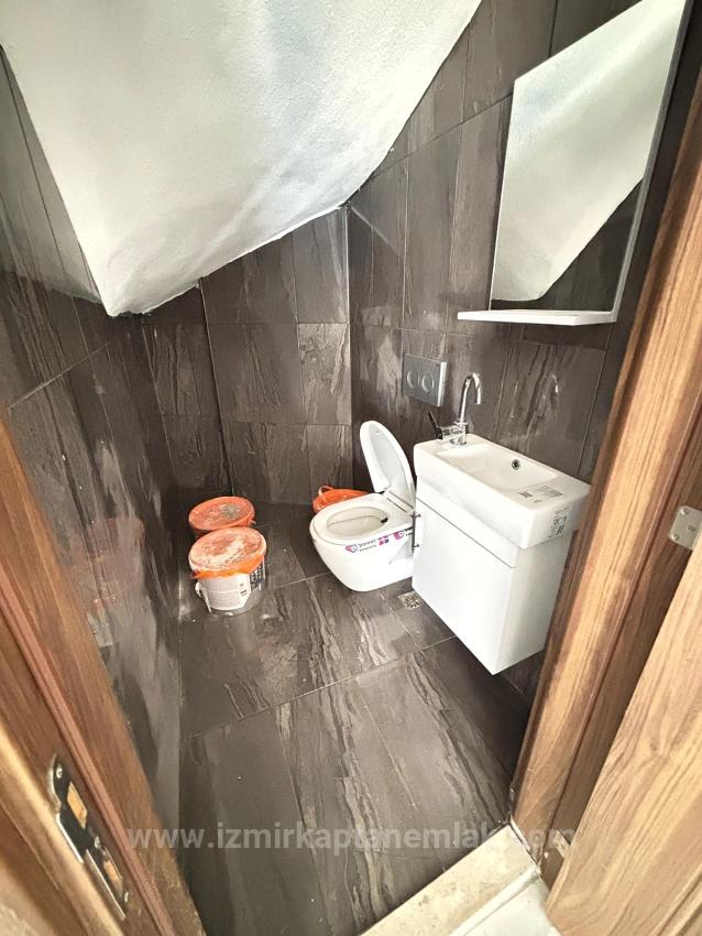 Brand New 4+1 Triplex For Sale In Menderes Özdere, 50 M From The Beach With A Large Garden