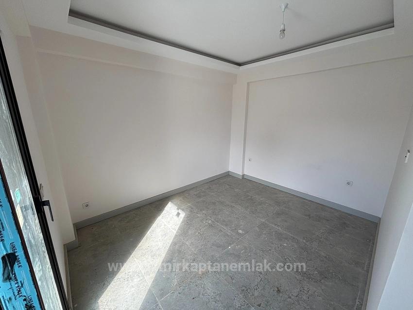 4+1 Detached Duplex Summer Villa With Pool In Seferihisar Akarca