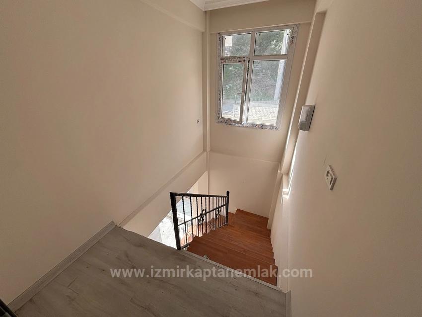 2+2 Duplex Flat For Sale In Menderes Gümüldür Fevzi Çakmak