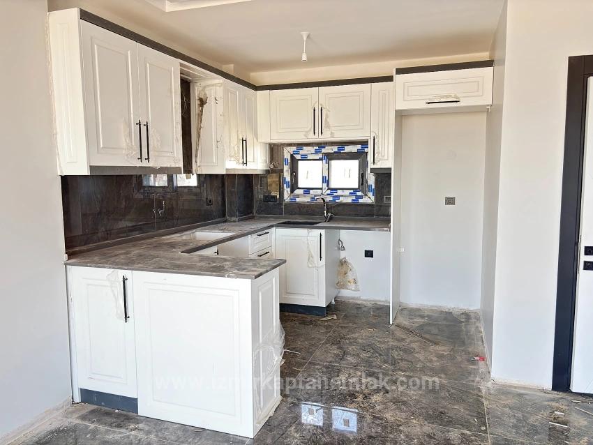 2+1 Triplex Summer Villa In İzmir Seferihisar Cumhuriyet