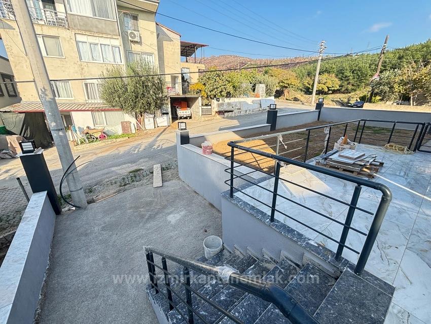 3+1 Detached Villa For Sale In İzmir Seferihisar Ürkmez, 1100 Meters From The Sea