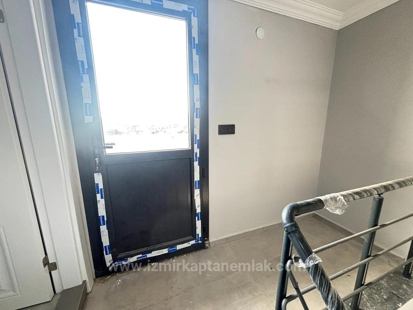 3+1 Detached Villa For Sale In İzmir Seferihisar Ürkmez, 1100 Meters From The Sea