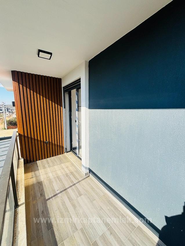 Single Detached Duplex Villa With Pool In Düzce Neighborhood, Seferihisar, İzmir