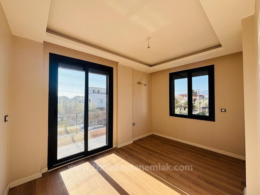 3+1 Detached Duplex Villa With En-Suite Bathroom In Payamlı Neighborhood, Seferihisar, Izmir