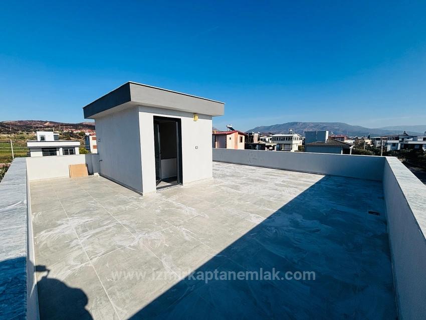 3+1 Detached Duplex Villa With En-Suite Bathroom In Payamlı Neighborhood, Seferihisar, Izmir