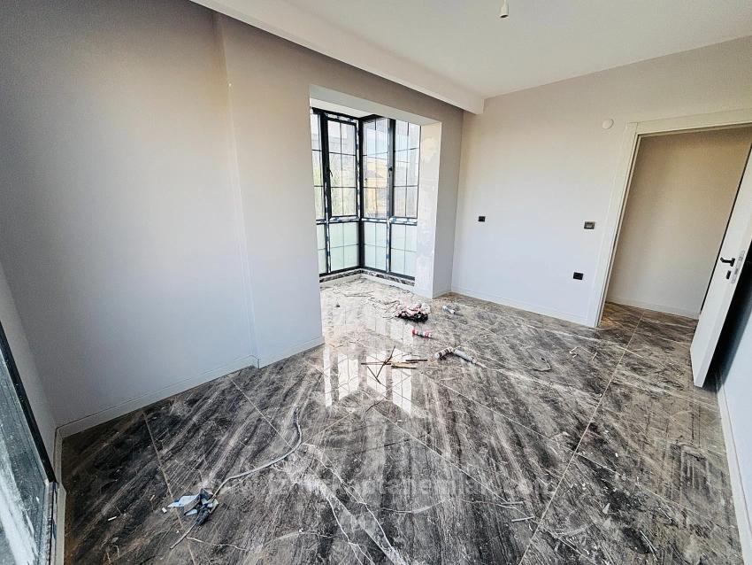 2+1 Villa With Spacious Garden In A Gated Community In Cumhuriyet Neighborhood, Seferihisar, Izmir