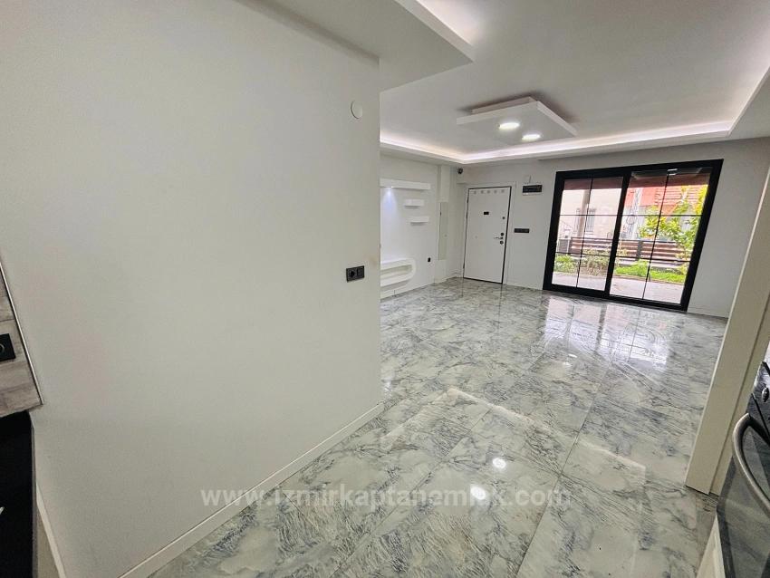 Spacious 3+1 Villa For Sale In Seferihisar Doğanbey Payamlı