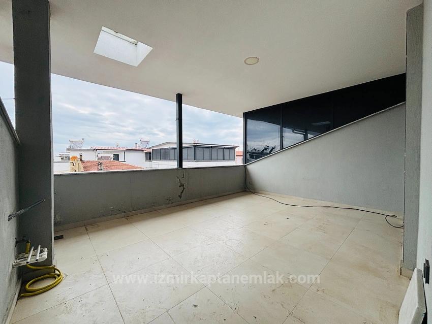 Spacious 3+1 Villa For Sale In Seferihisar Doğanbey Payamlı