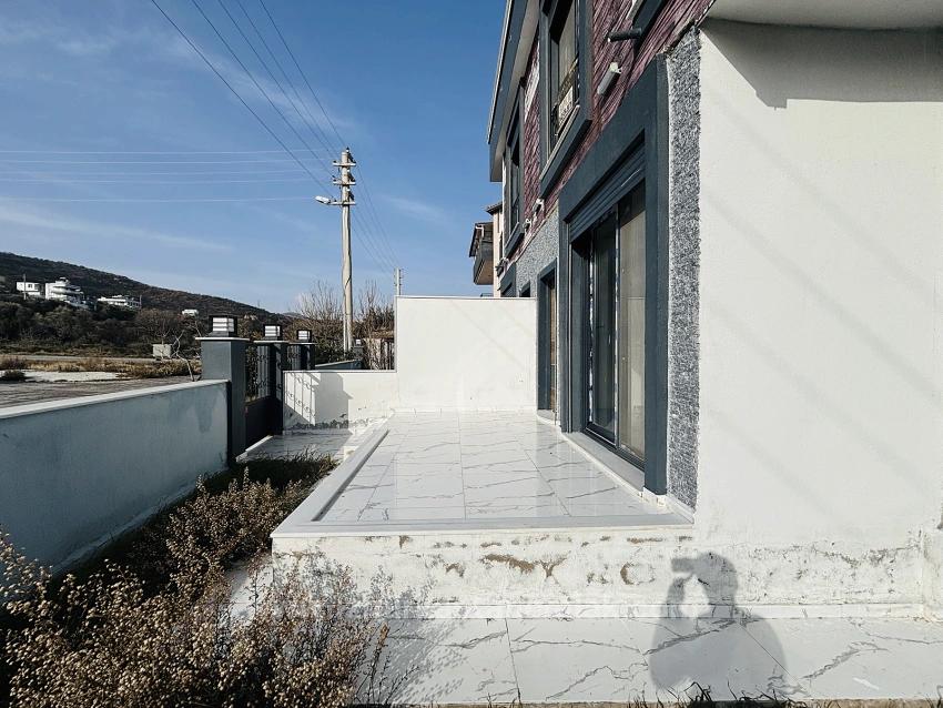 2+1 Villa With Spacious Garden For Sale In Atatürk Neighborhood, Seferihisar, İzmir