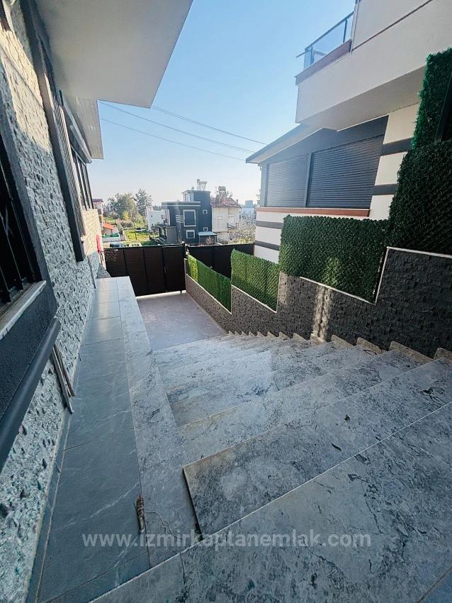 Fully Furnished 3+1 Villa With Pool For Sale In Cumhuriyet Mahallesi, Seferihisar, İzmir.