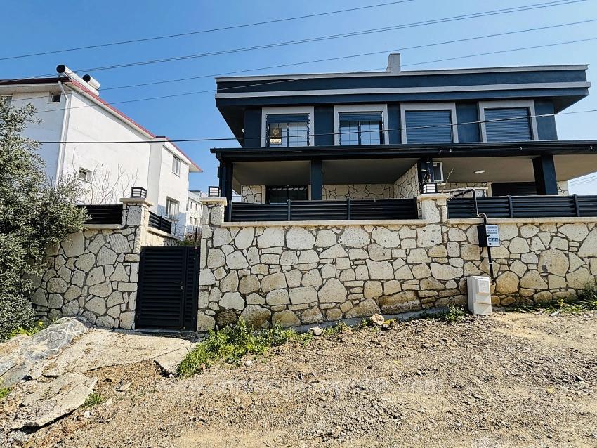 Sea View, Natural Gas Heated, 3+1 Semi-Detached Summer Villa In Akarca, Seferihisar, Izmir