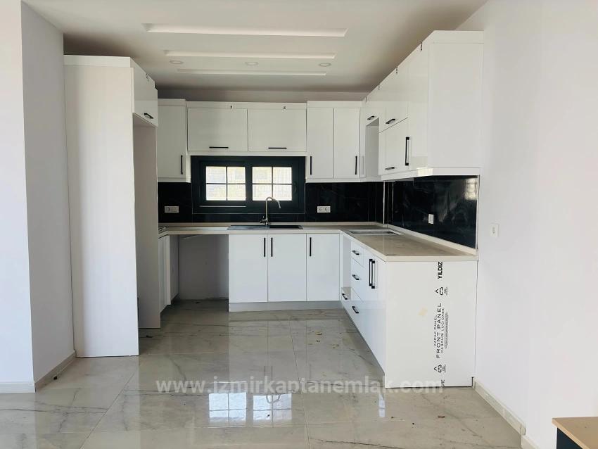 Sea View, Natural Gas Heated, 3+1 Semi-Detached Summer Villa In Akarca, Seferihisar, Izmir