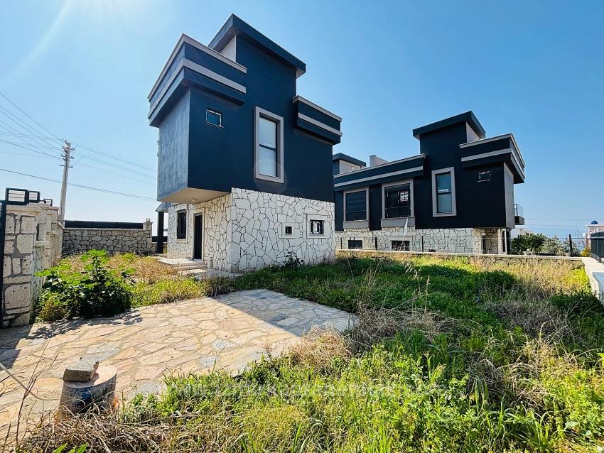 Sea View, Natural Gas Heated, 3+1 Detached Summer House In Akarca Neighborhood, Seferihisar, Izmir.