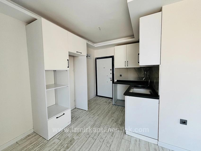 Renovated 1+1 Flat For Sale In İzmir Seferihisar Payamlı District Deniz Street