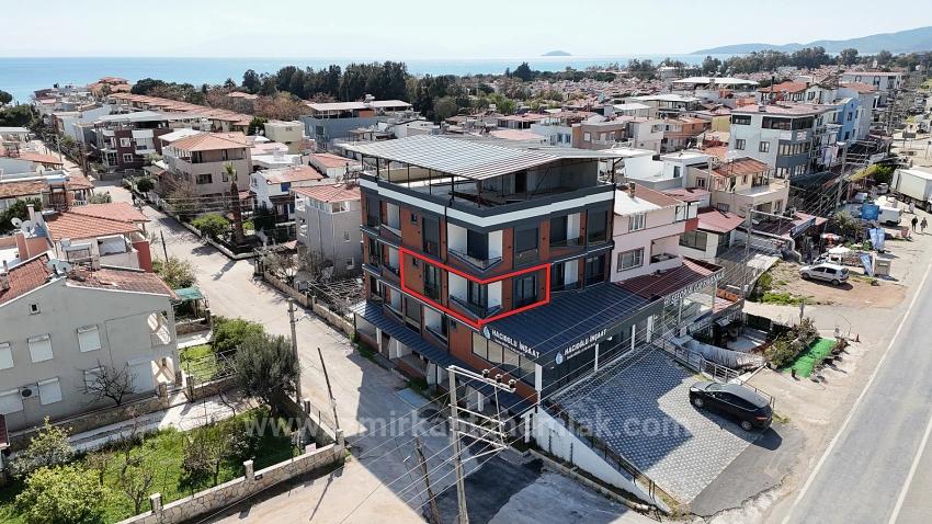 1+1 Bedroom Apartment For Sale in Payamlı Nbh. Seferihisar Doğanbey - 55 m²