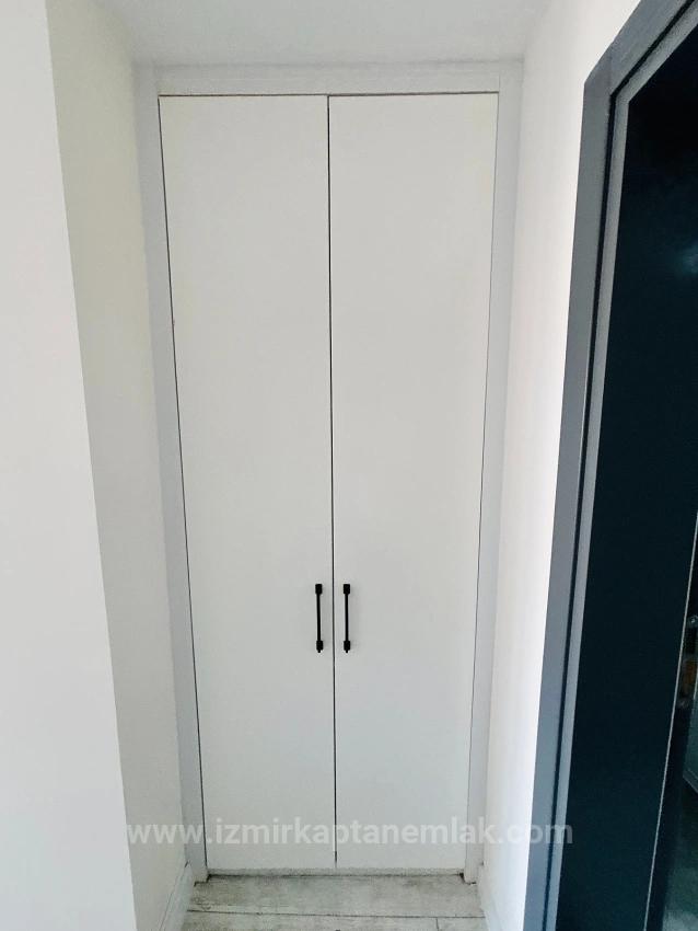 Renovated 2+1 Apartment For Sale In Deniz Street, Payamlı Neighborhood, Seferihisar, Izmir.