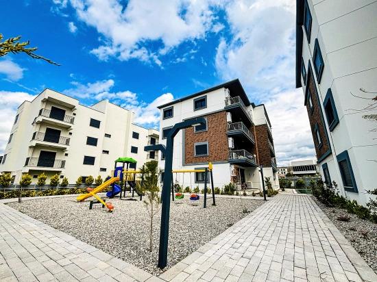 Located In A Gated Community With A Swimming Pool And Security Cameras In Çolakibrahim Bey Neighborhood, Seferihisar, İzmir.