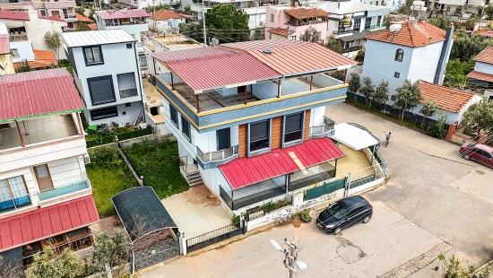 Centrally Located 3+1 Villa With Garden In Payamlı Neighborhood, Seferihisar, İzmir.