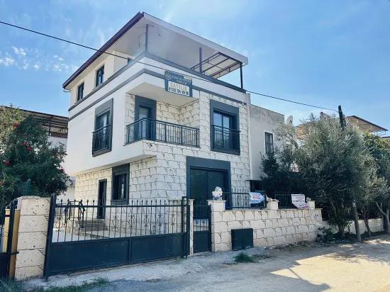 In İzmir Seferihisar Cumhuriyet Neighbourhood, A 5+1 Detached Villa For Sale