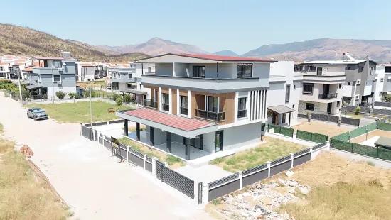 İzmir Seferihisar Republic Neighbourhood’s Spacious Garden 3+1 For Sale Semi-detached Villa