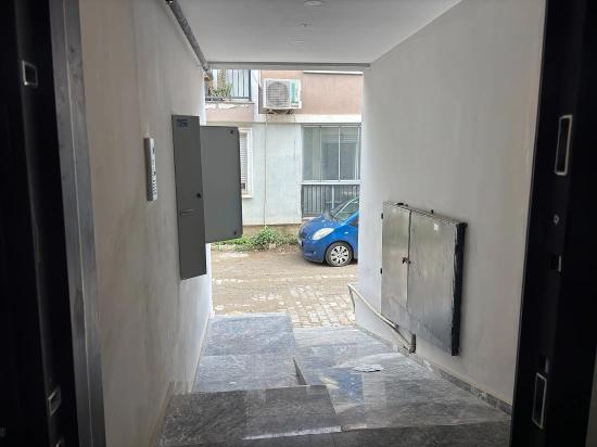 1+1 Apartment In A Great Location In Camikebir, Seferihisar, Izmir